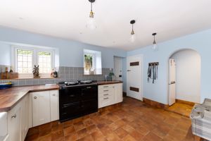 Photo 16- click for photo gallery